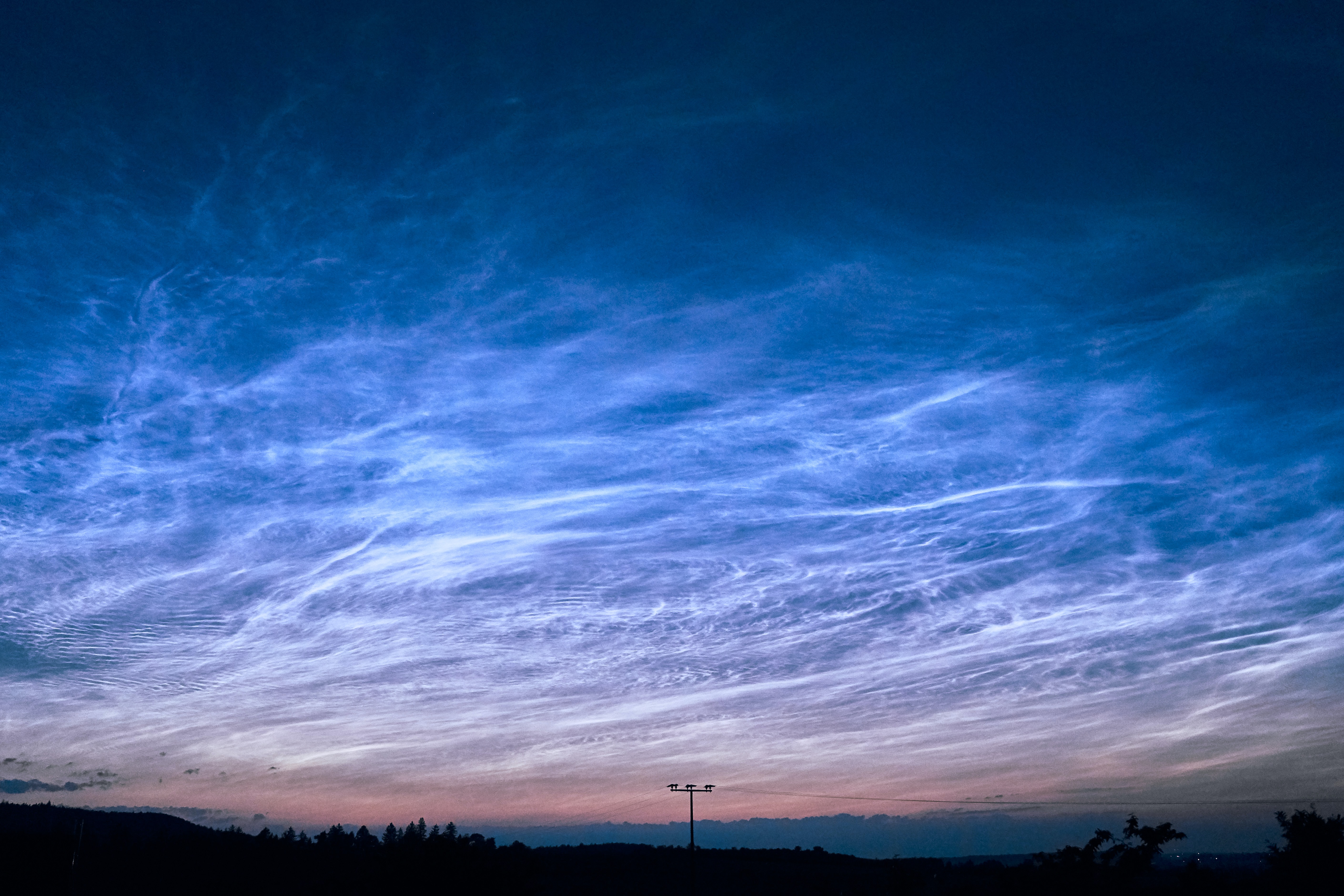 Lysende natskyer, stjerne, dark sky
